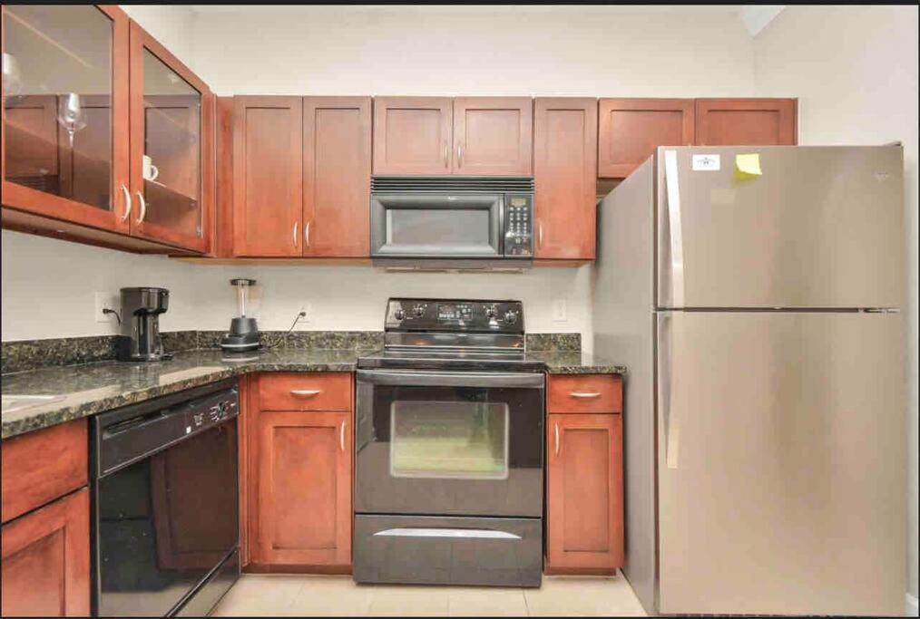 Luxury 1Bedroom/Pool View/ Galleria W/Study Desk Houston Eksteriør billede