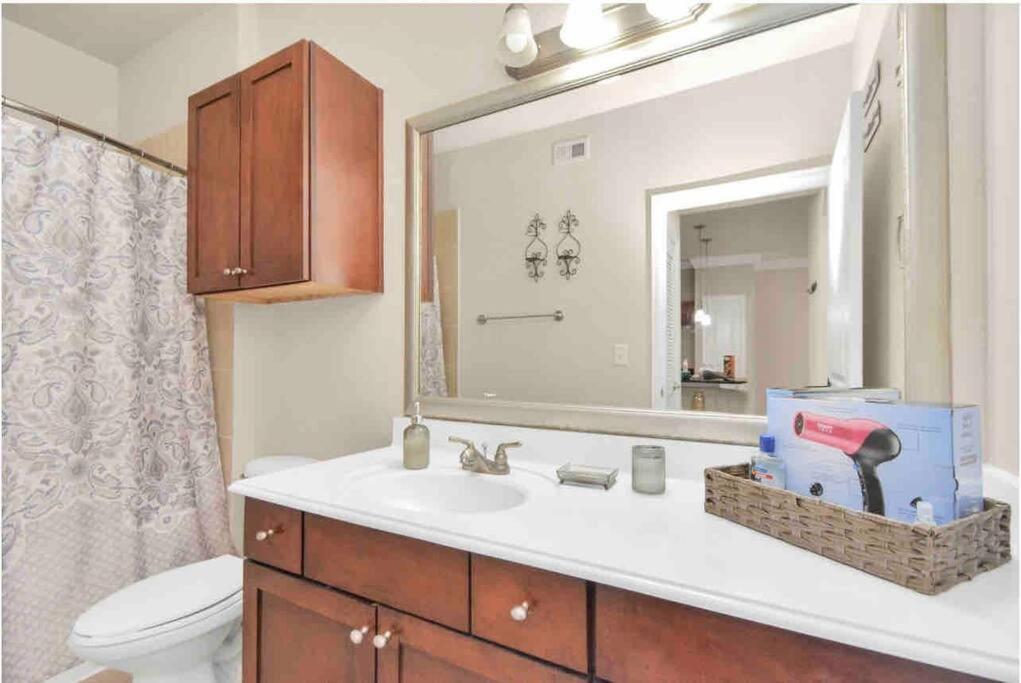 Luxury 1Bedroom/Pool View/ Galleria W/Study Desk Houston Eksteriør billede